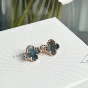 Black Onyx Clover Earrings