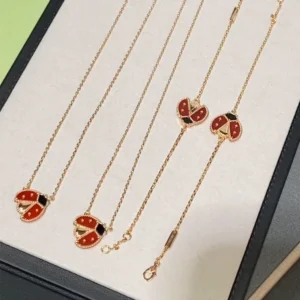 Mother-of-Pearl & Carnelian Floral Necklace