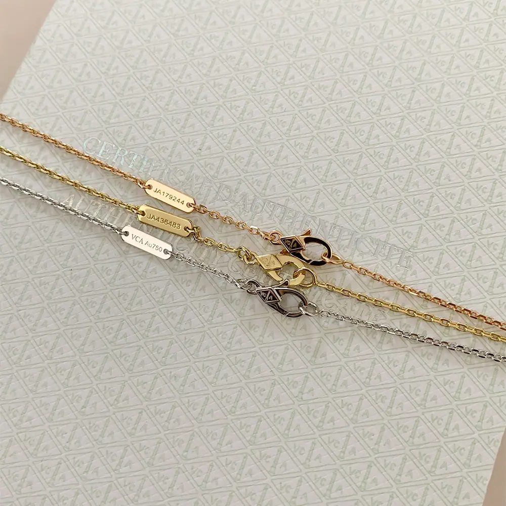 Clover Necklace