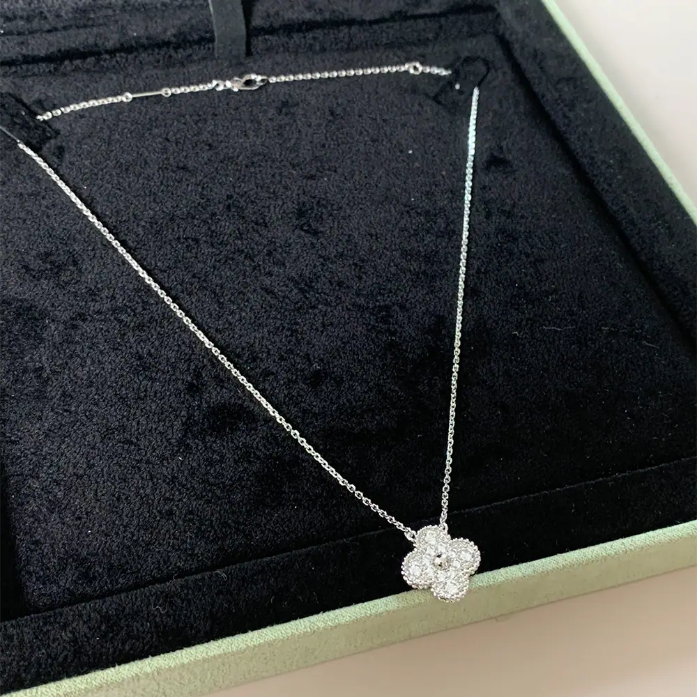 Clover Necklace