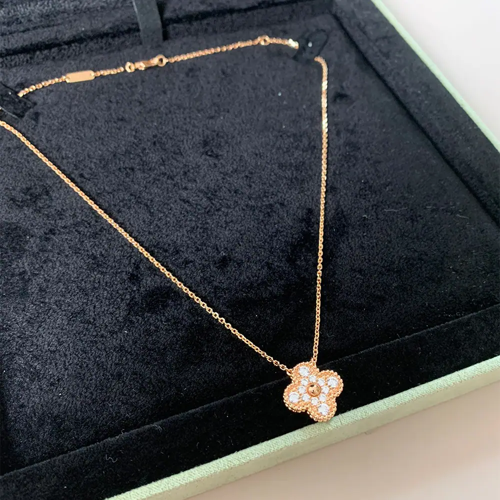 Clover Necklace