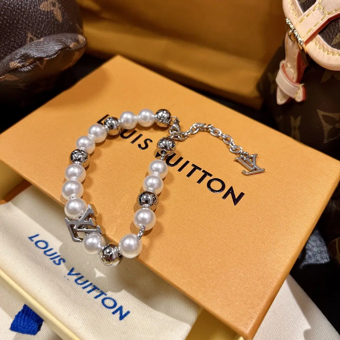 Pearl Beaded Bracelet