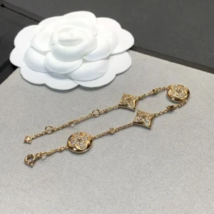 Five Flowers Pavé Bracelet