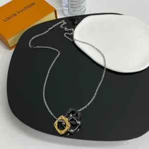 Graphic Motif Pendant