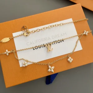 Petal Duo Necklace