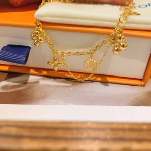 Petite Fleur Bracelet