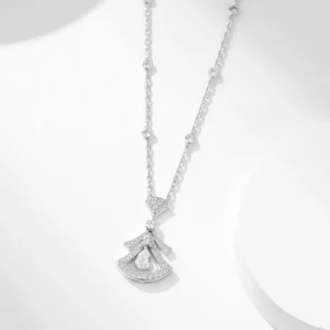 Grace Sculpted Ring Pendant Necklace