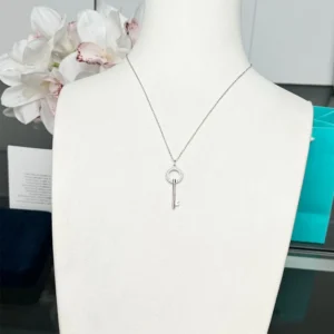 Oval Openwork Pavé Mini Key Necklace