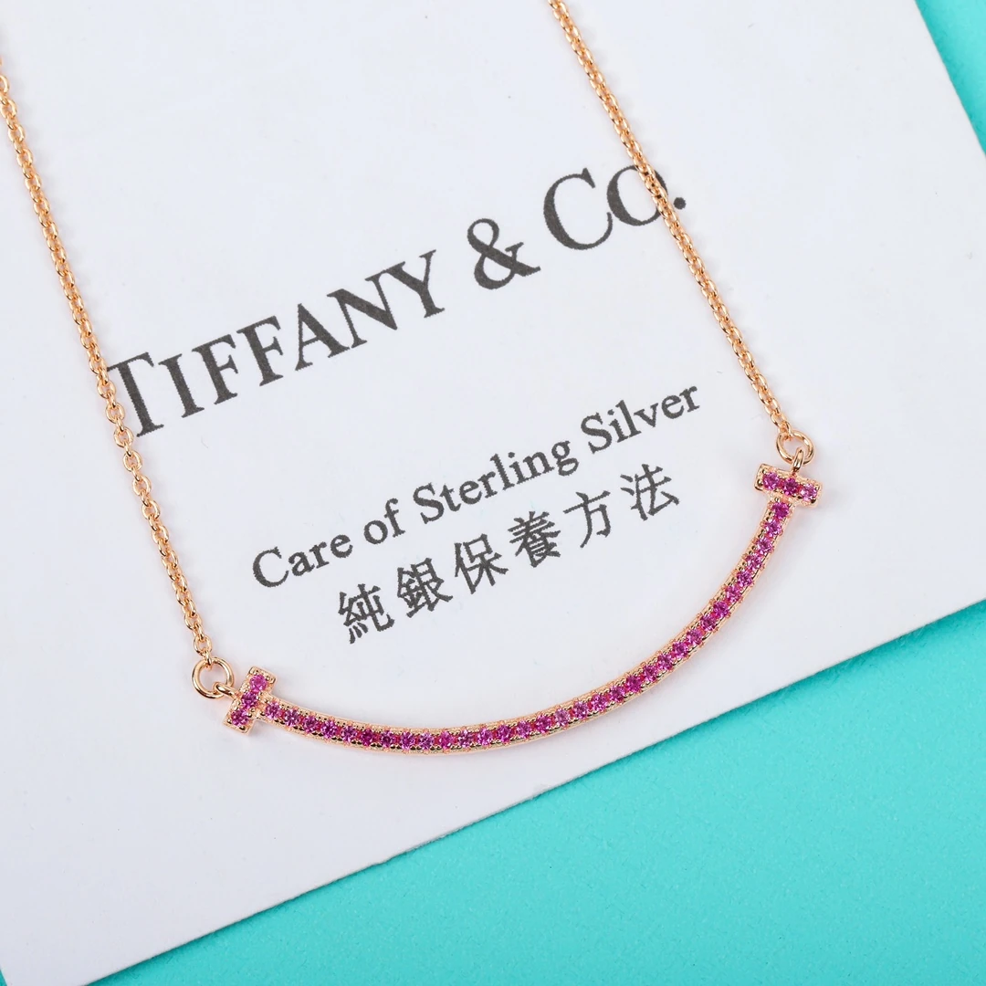 Pavé Smile Necklace