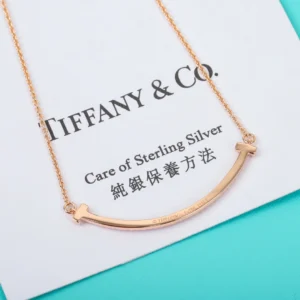 Pavé Smile Necklace