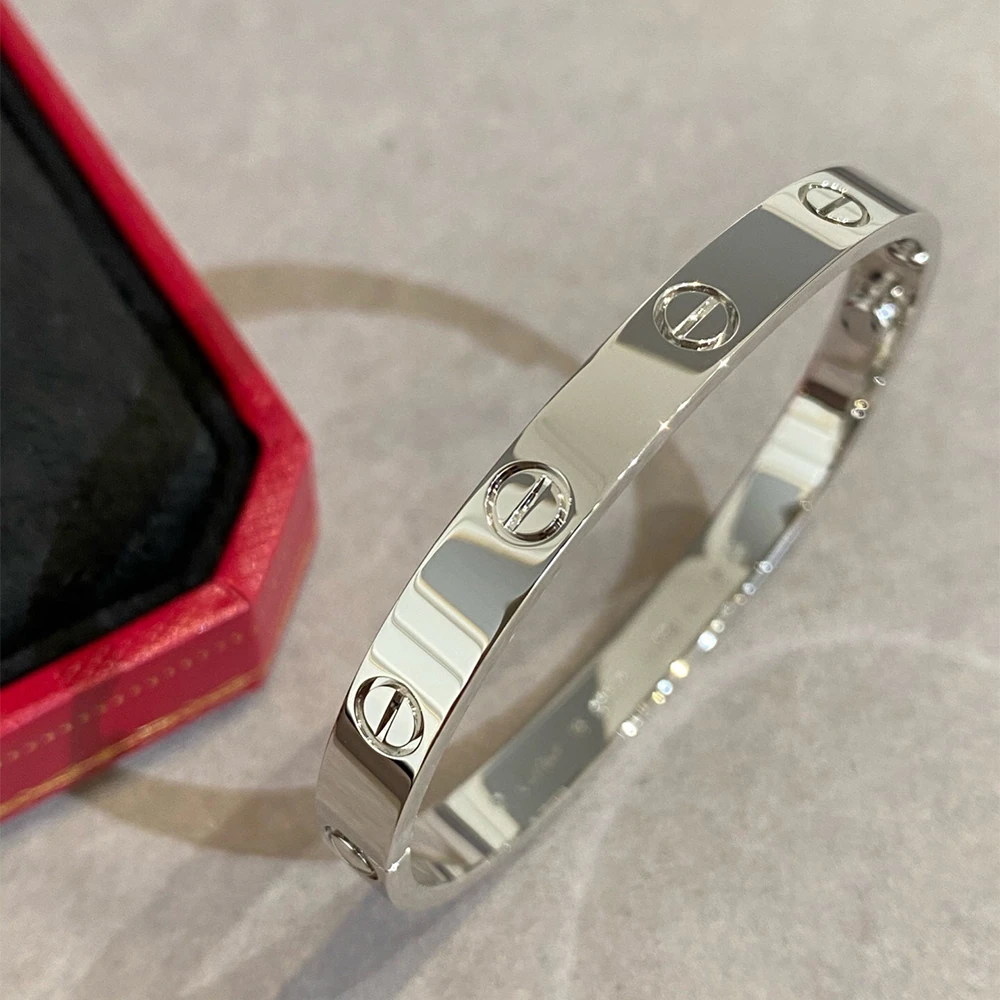 Screw Motif Bracelet