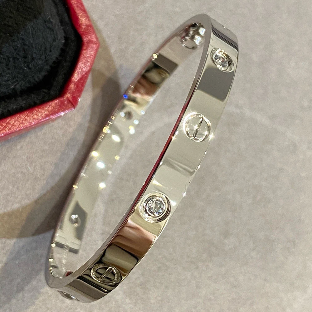 Screw Motif Bracelet
