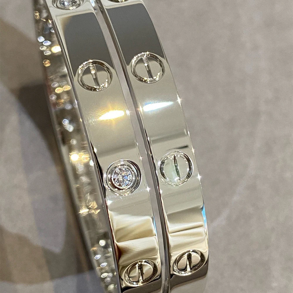 Screw Motif Bracelet