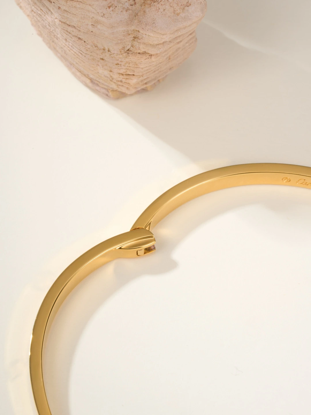 Slim Polished Screw Motif Bracelet