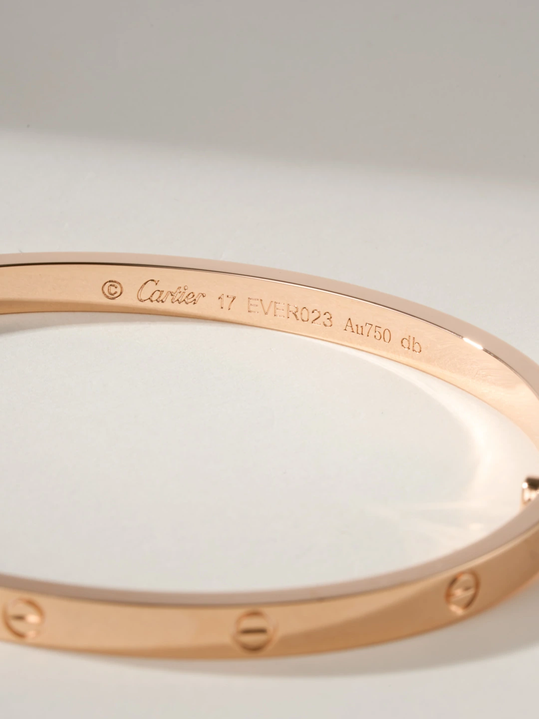 Slim Polished Screw Motif Bracelet