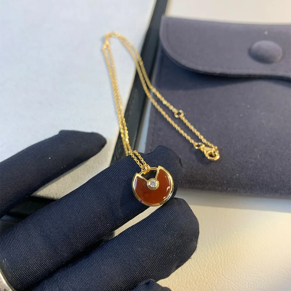 Elara Circular Necklace