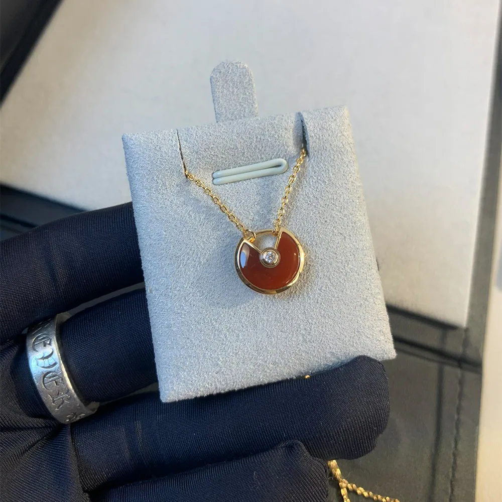 Elara Circular Necklace