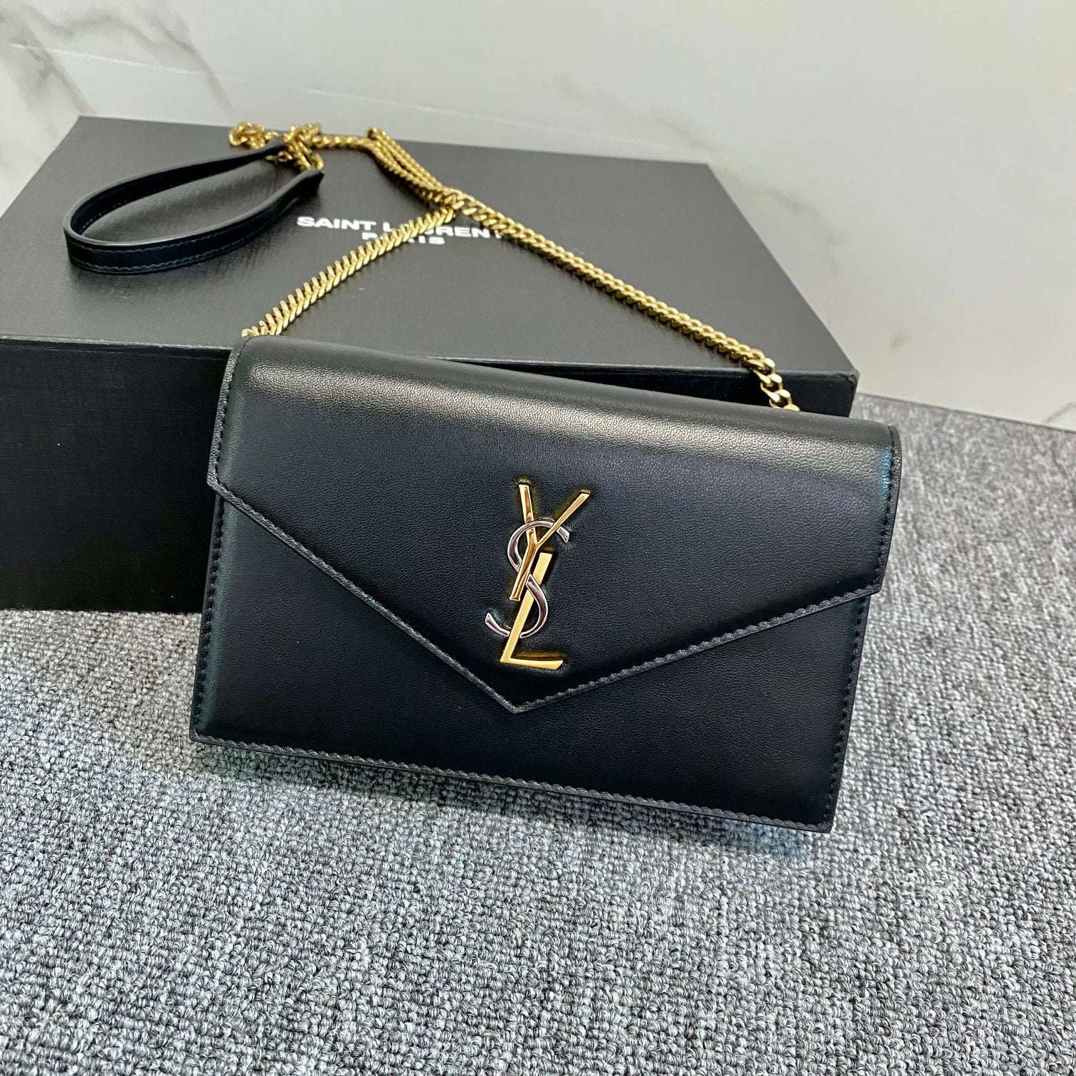 Auvrien 100190 Luxury Bag - 19x12.5x3.5cm
