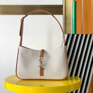 Auvrien 100209 Luxury Bag - 23 X 16 X 6.5 CM
