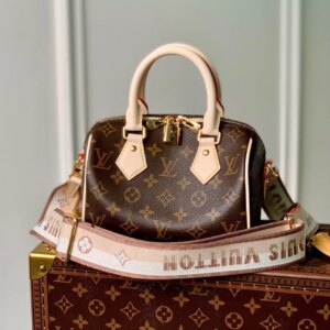 Auvrien 100060 Luxury Bag - 20.5 x 13.5 x 12.0 cm