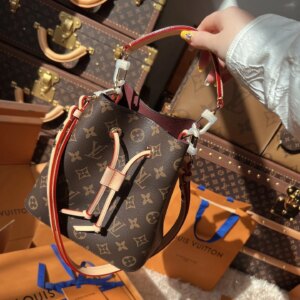 Auvrien 181916 Luxury Bags(20*21*13)cm