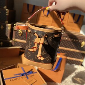 Auvrien 181917 Luxury Bags(13*16*10)cm