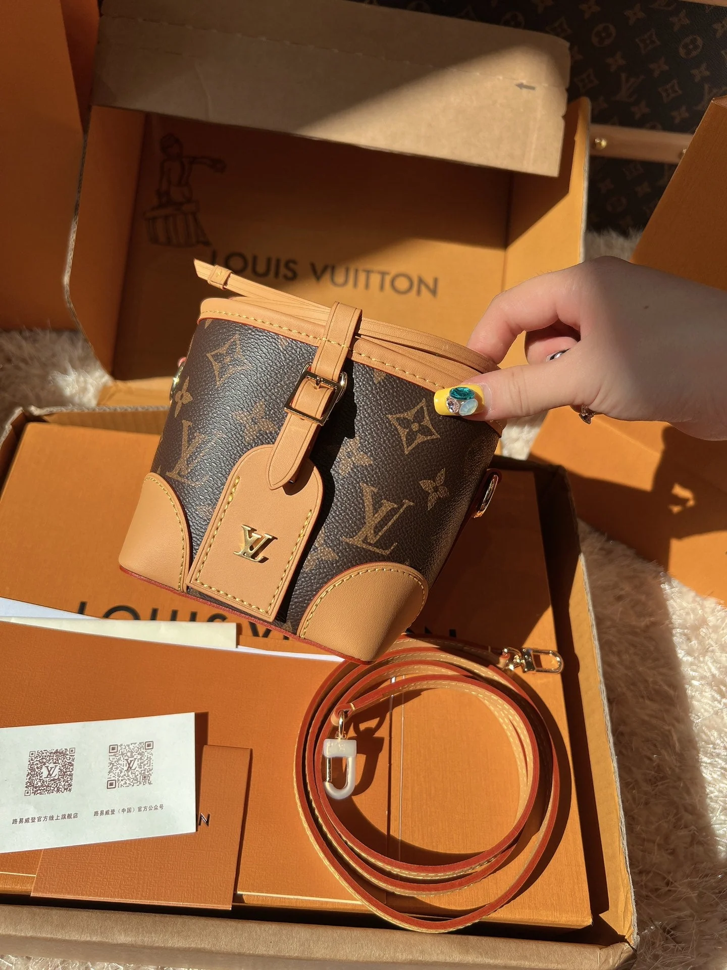 Auvrien 181926 Luxury Bags(11.5*12*11.5)cm