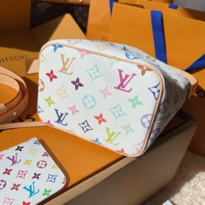 Auvrien 181914 Luxury Bags(16*18*12)cm