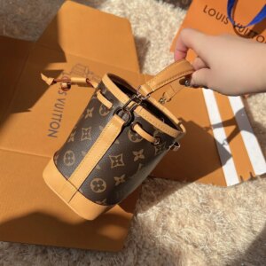 Auvrien 181917 Luxury Bags(13*16*10)cm