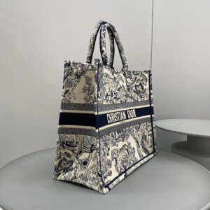 Auvrien 100111 Luxury Bag - 42 x 35 x 18.5 cm