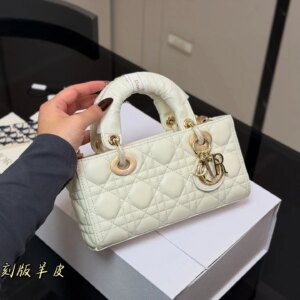 Auvrien 181942 Luxury Bags 22cm