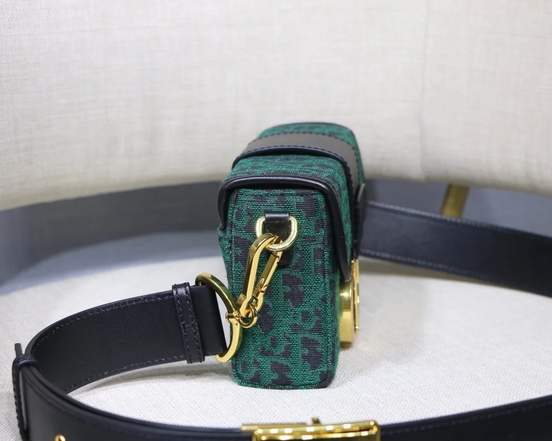 Auvrien 100128 Luxury Bag 17.5cm 002