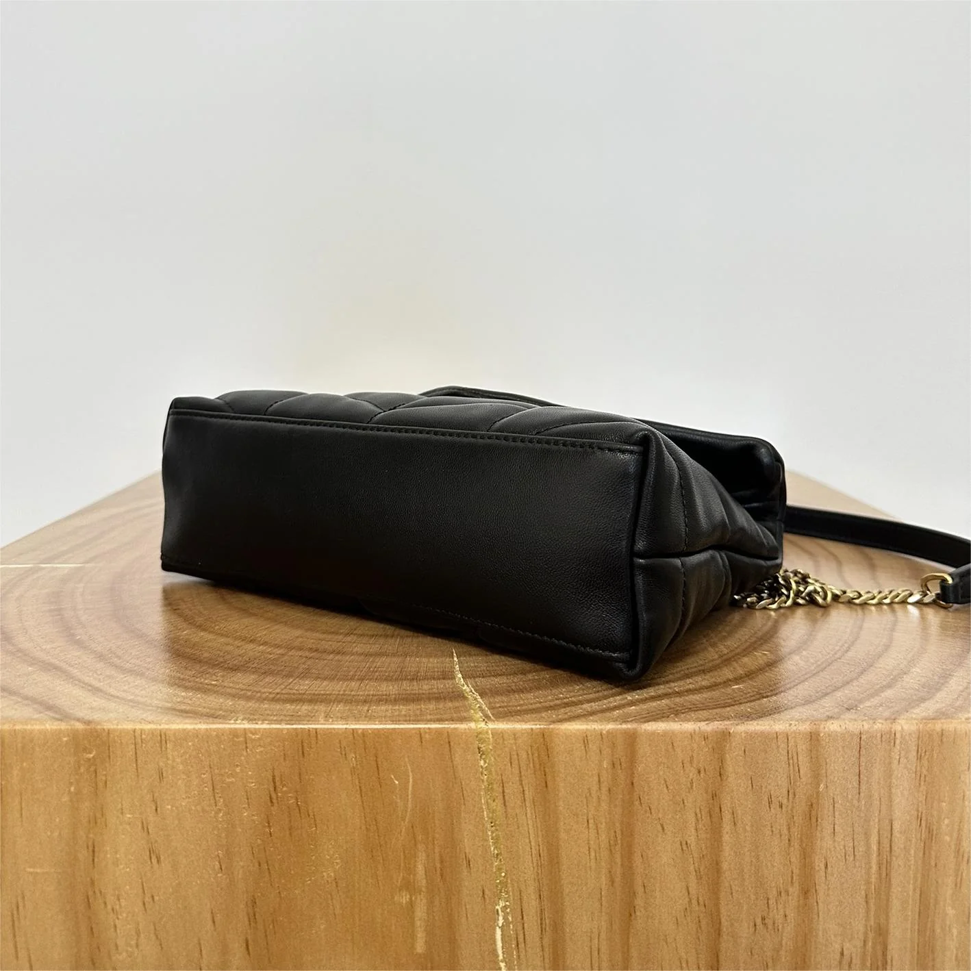 Auvrien 100218 Luxury Bag Size 23x15.5x8.5