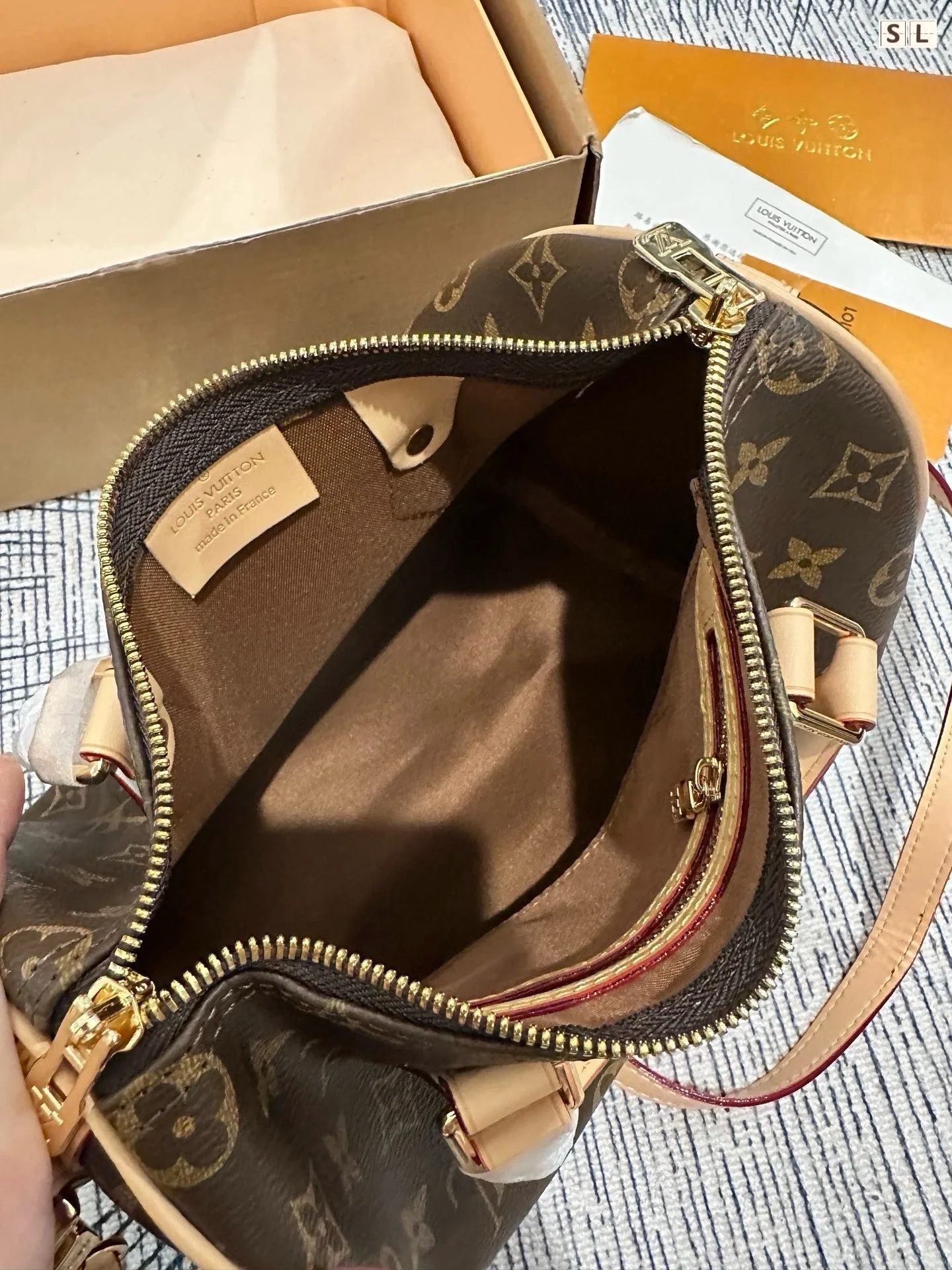 Auvrien 2001137 Luxury Bag 25cm