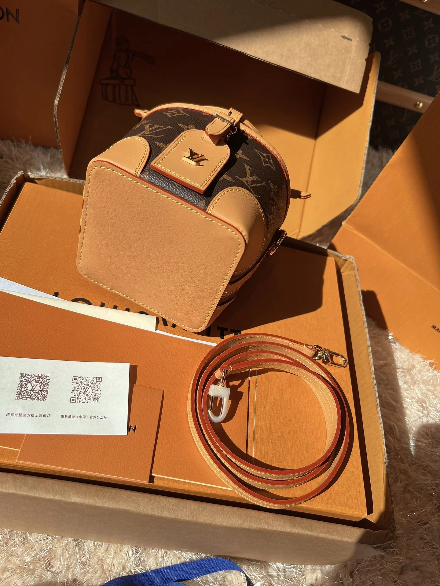 Auvrien 181926 Luxury Bags(11.5*12*11.5)cm