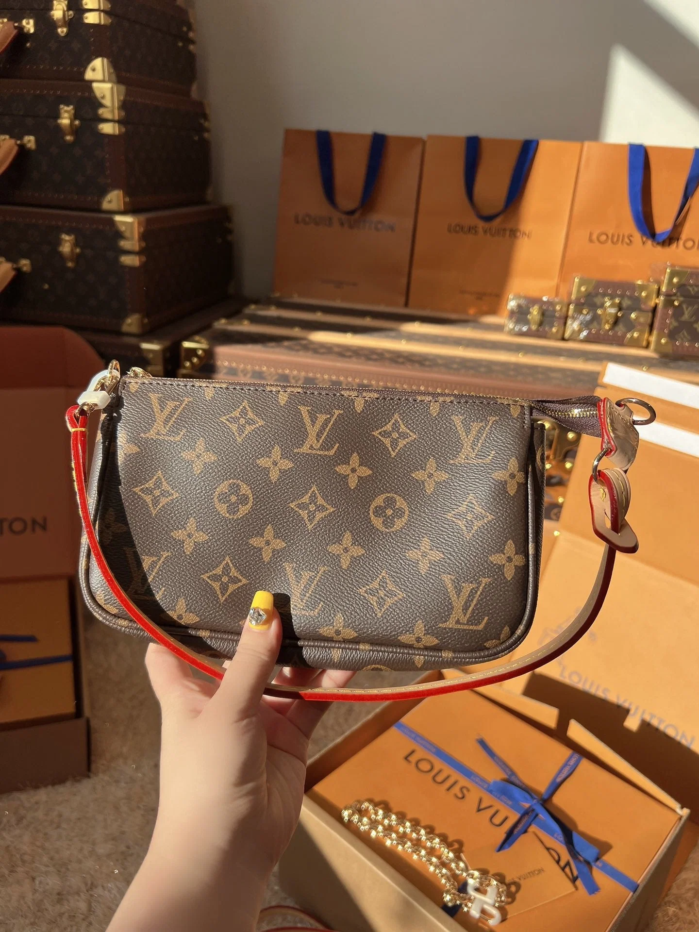 Auvrien 181904 Luxury Bags(23.5*13.5*4)