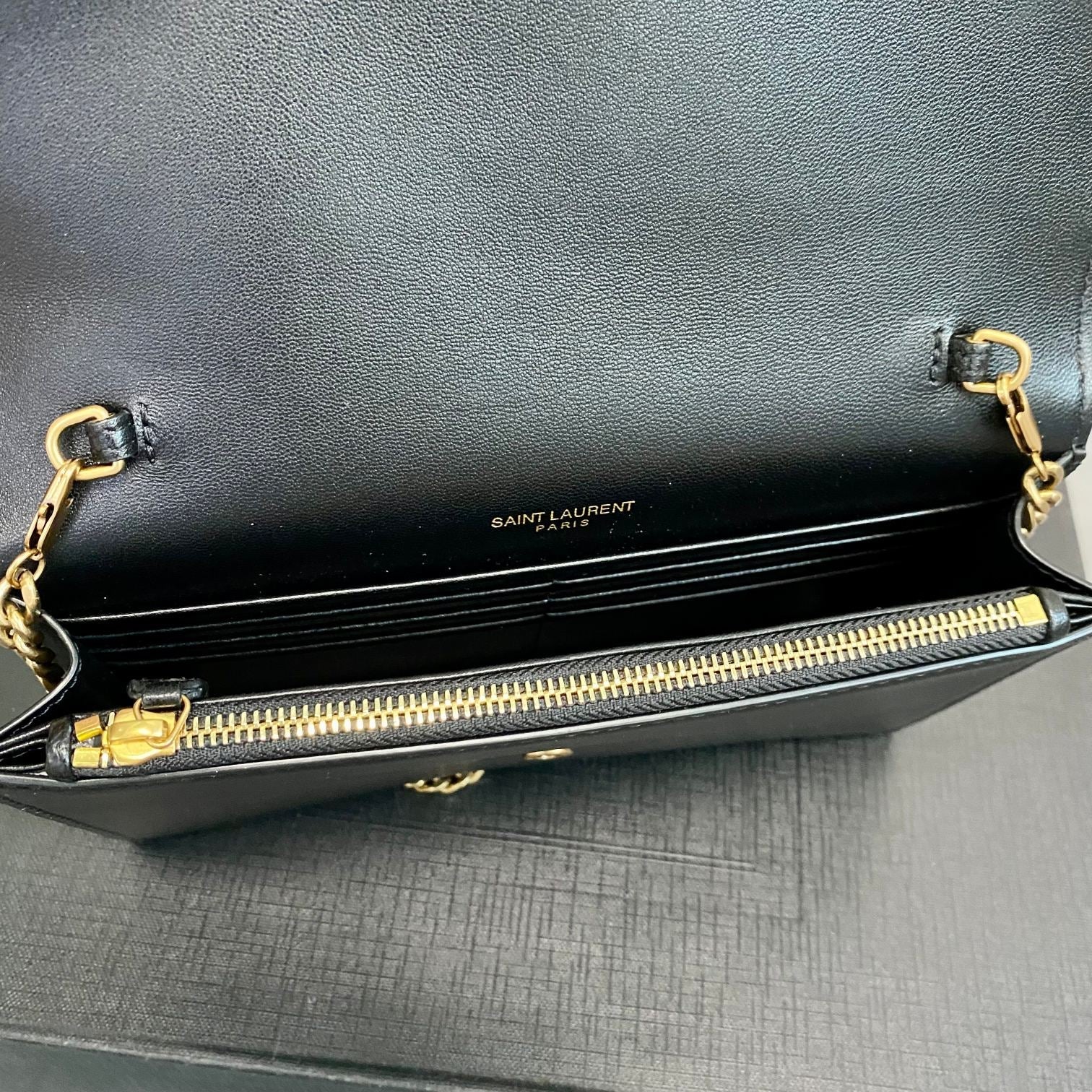Auvrien 100190 Luxury Bag - 19x12.5x3.5cm