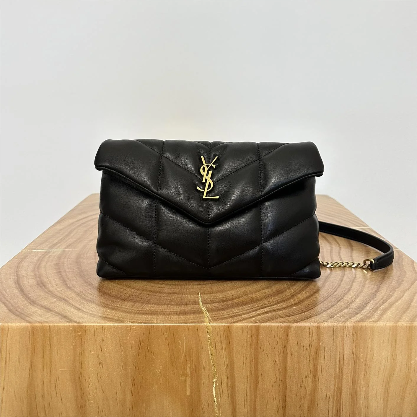 Auvrien 100218 Luxury Bag Size 23x15.5x8.5